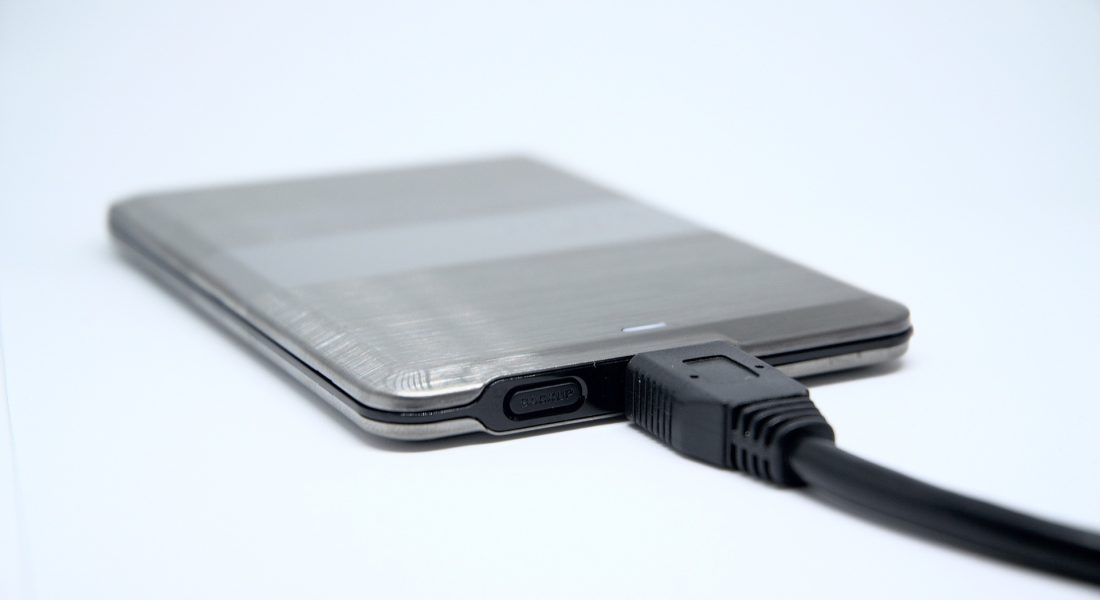 external-hard-drive-6082934_1920